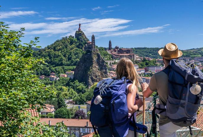 Le Paradis Cache Le Puy-en-Velay Exterior photo