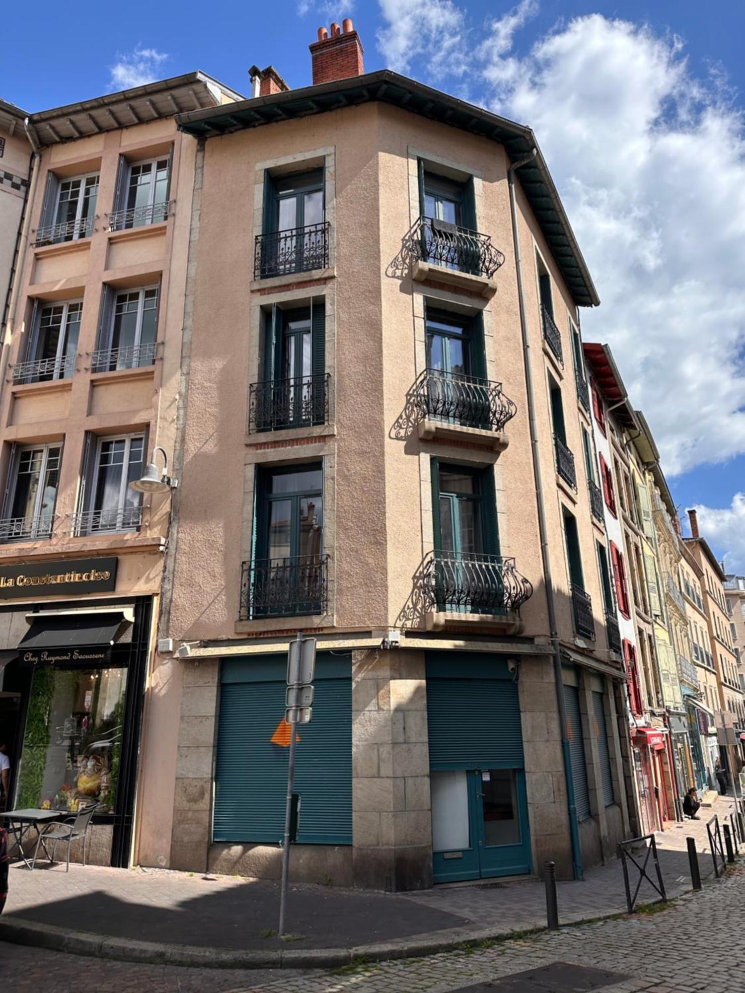 Le Paradis Cache Le Puy-en-Velay Exterior photo